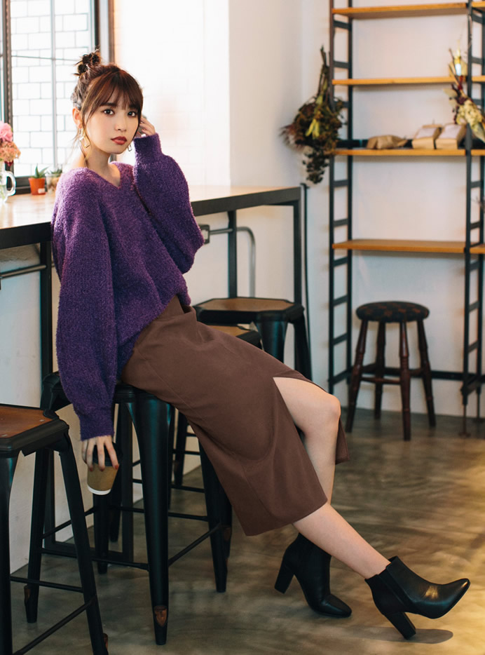 フロントスリットロングタイトスカート