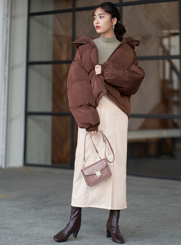 レザーストレートスカート