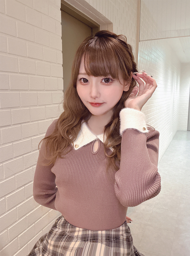 フェザーカラーリブニットトップス