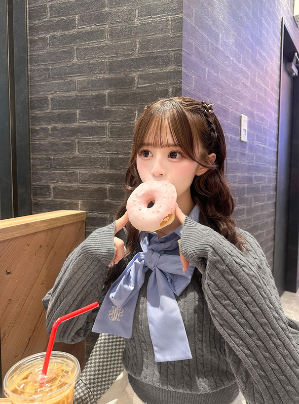 リボン付き2Wayレイヤード風ケーブルニットトップス