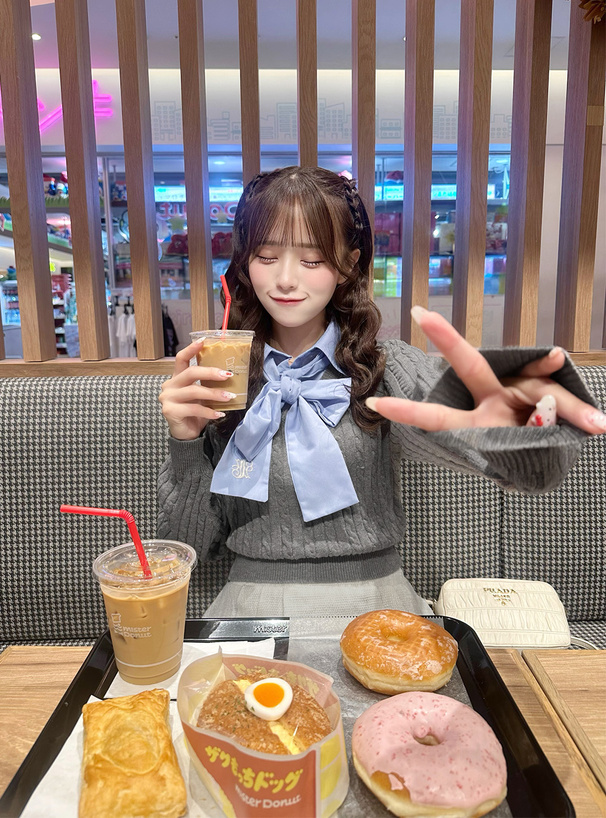 リボン付き2Wayレイヤード風ケーブルニットトップス