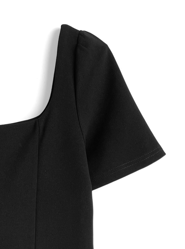 スクエアネックミニワンピース