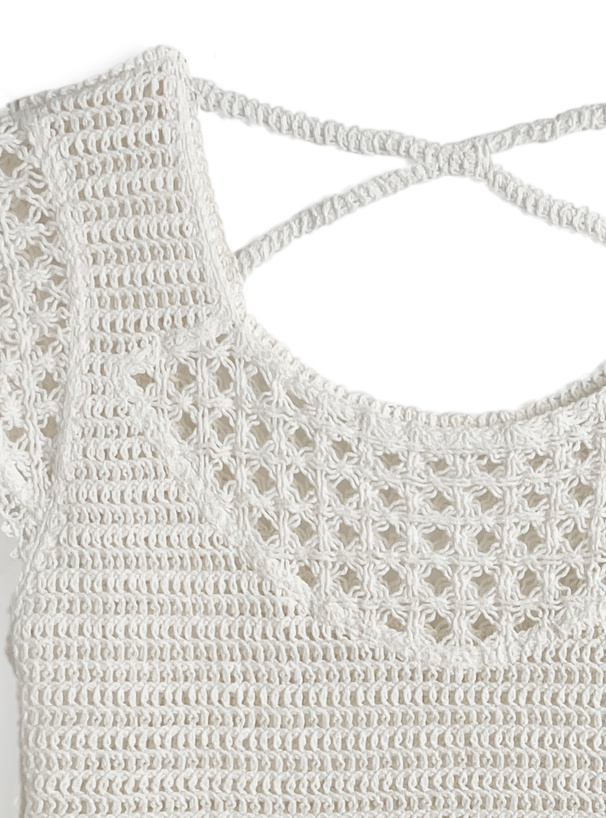 透かし編みクロシェニットトップス
