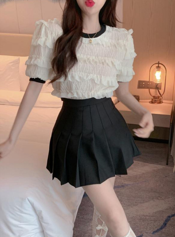 フリルティアード配色リブトップス