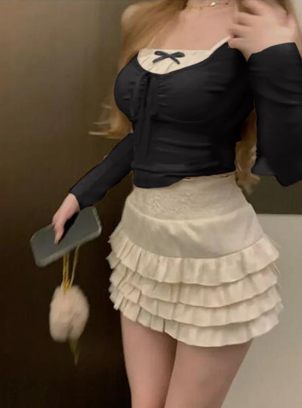 ダブルリボンレイヤード風ホルターネックフリルトップス