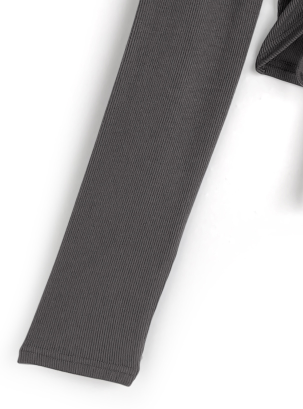 スクエアネックドロストトップス