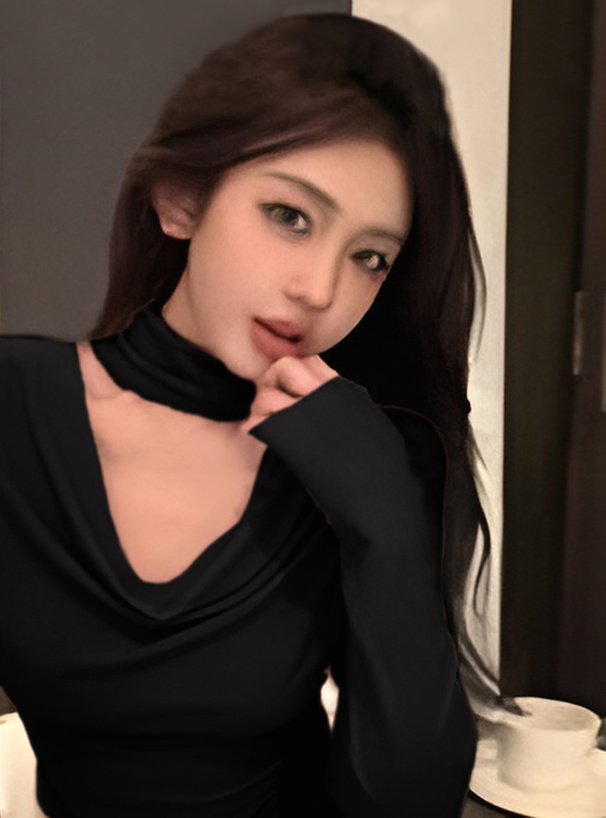 チョーカーネックドレープトップス