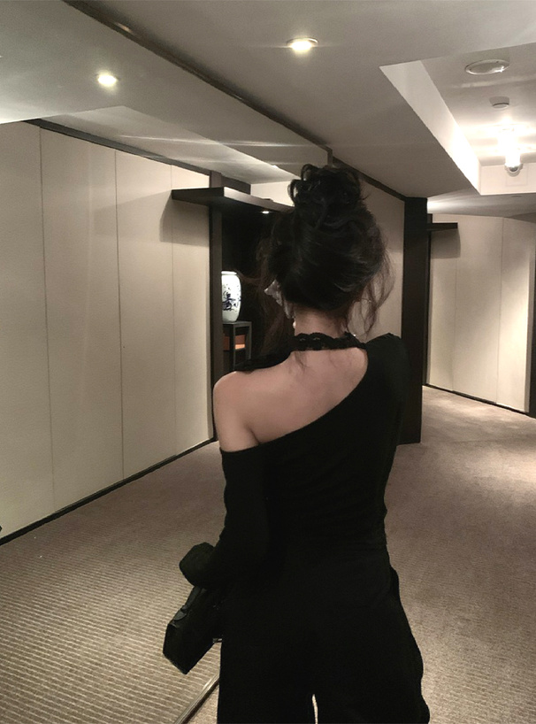 レースチョーカーワンショルダートップス