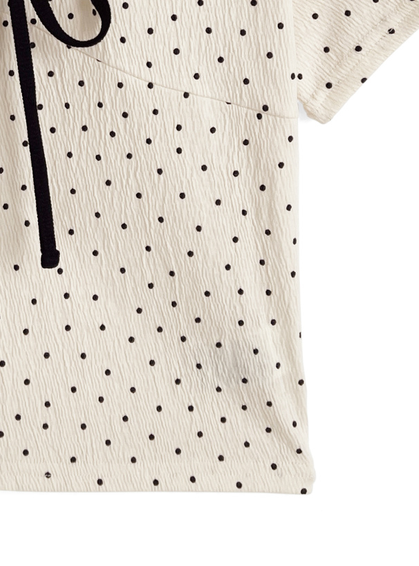 ドット柄フロントリボントップス