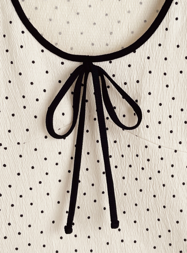 ドット柄フロントリボントップス