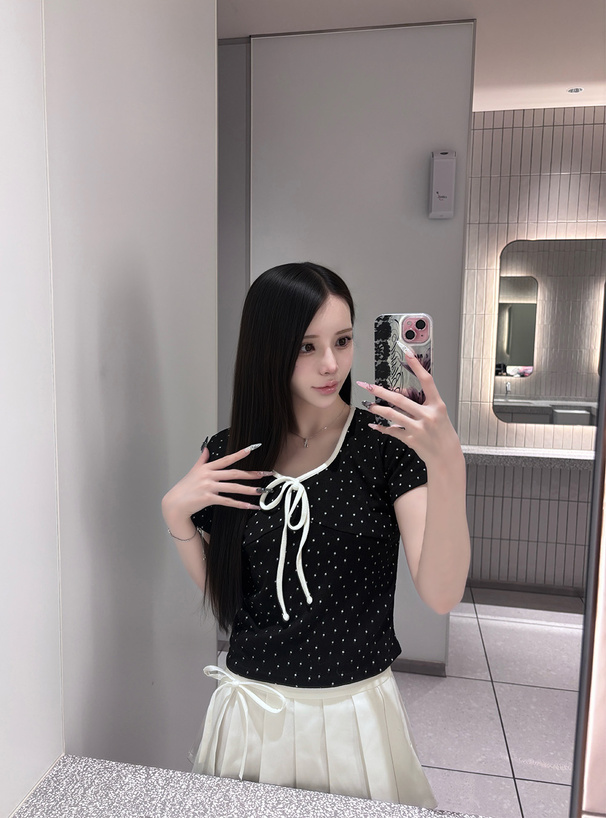 ドット柄フロントリボントップス