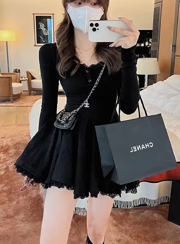 レースフレアミニワンピース