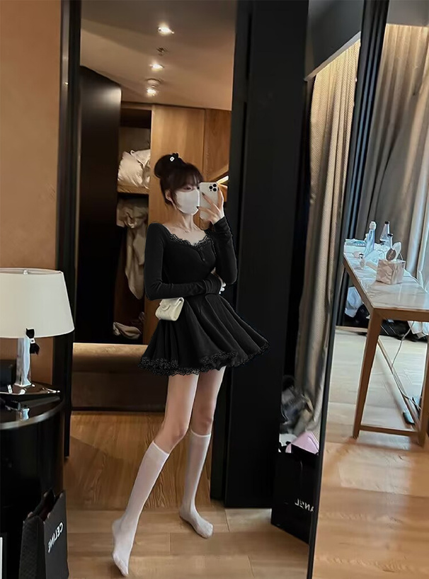 レースフレアミニワンピース