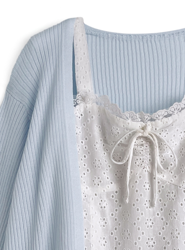 パンチングレースキャミソール×カーディガンアンサンブル