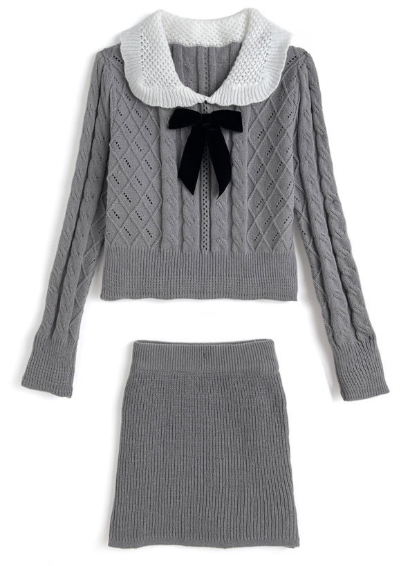 リボン付きケーブル編みトップス×タイトミニスカートニット