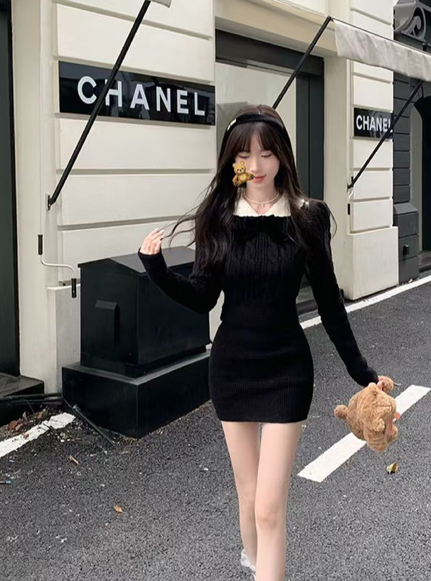 リボン付きケーブル編みトップス×タイトミニスカートニット