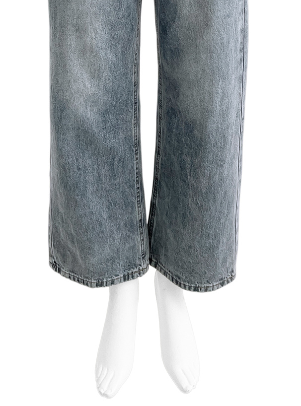 ブリーチ加工ストレートデニムパンツ