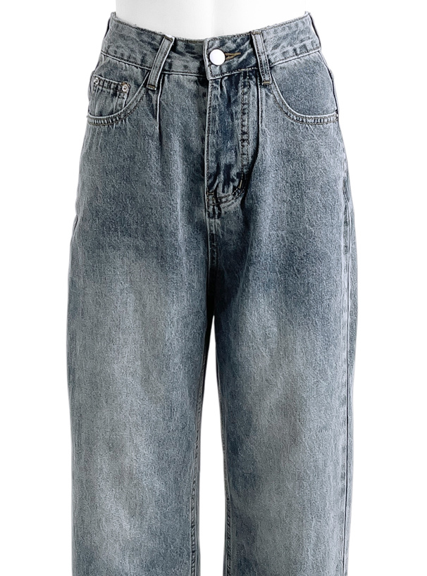 ブリーチ加工ストレートデニムパンツ