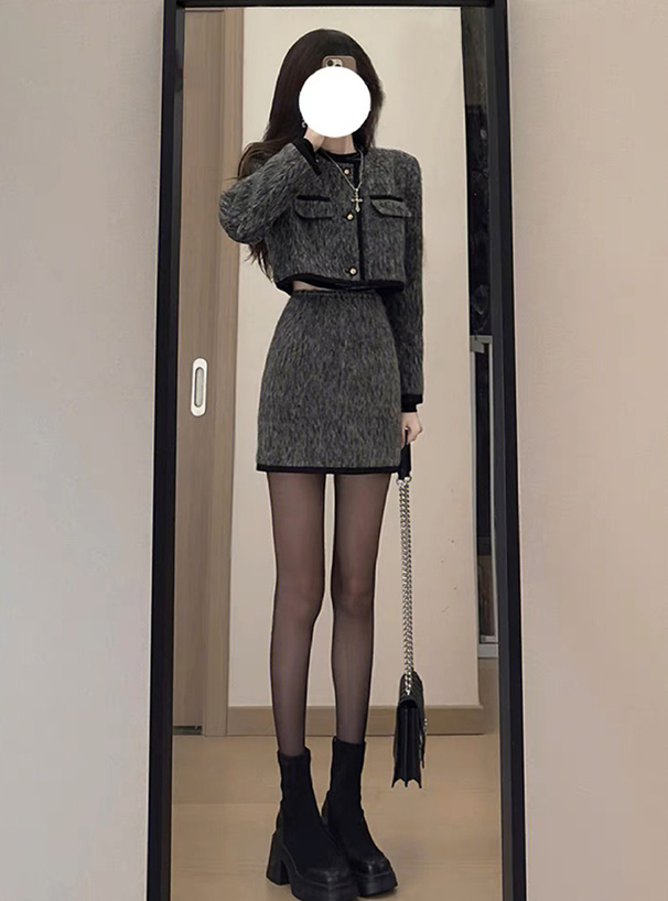 配色ラインジャケット×タイトミニスカートセットアップ