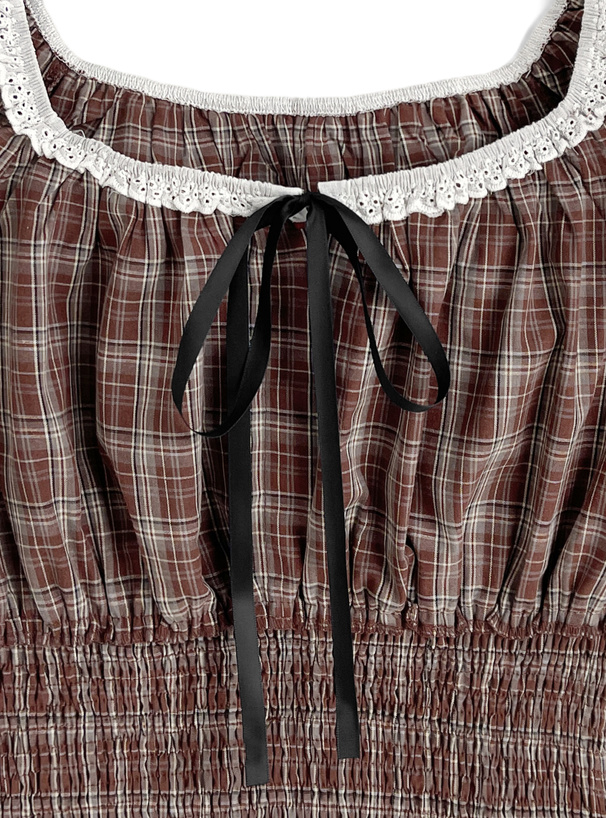 チェック柄フリルリボンシャーリングブラウス