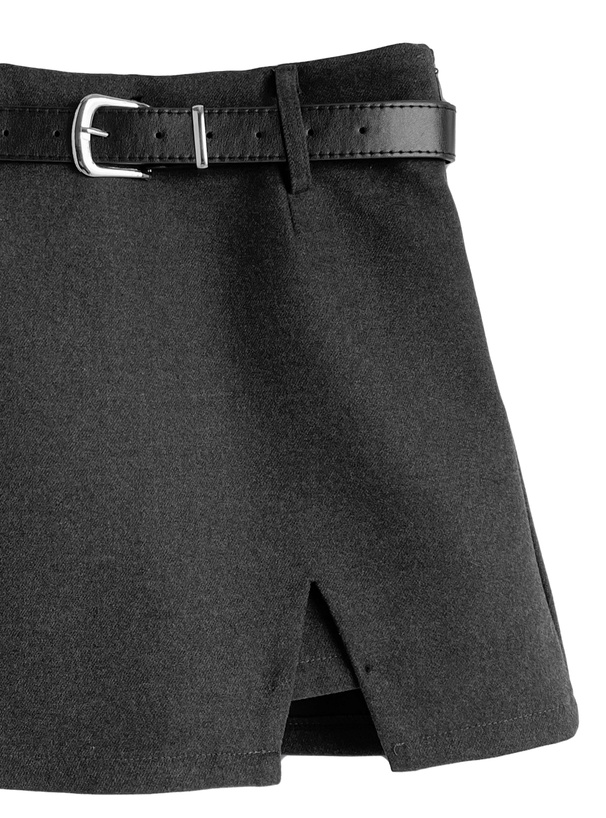 ベルト付きスリットミニスカートパンツ