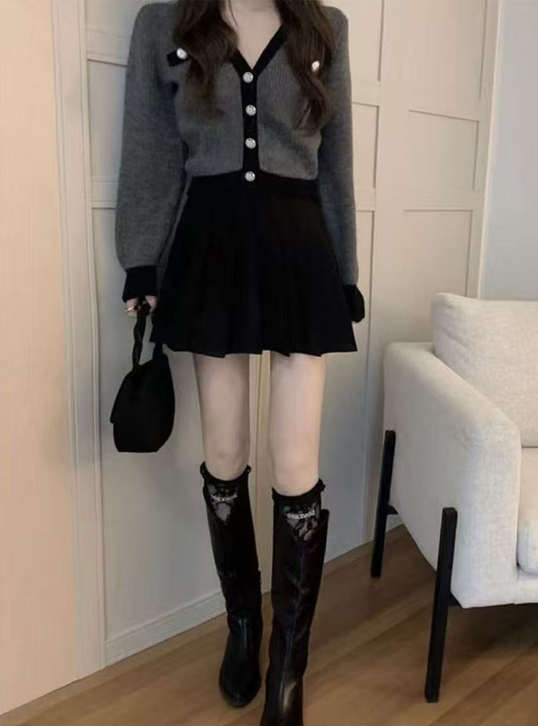 Vネック配色ニットカーディガン