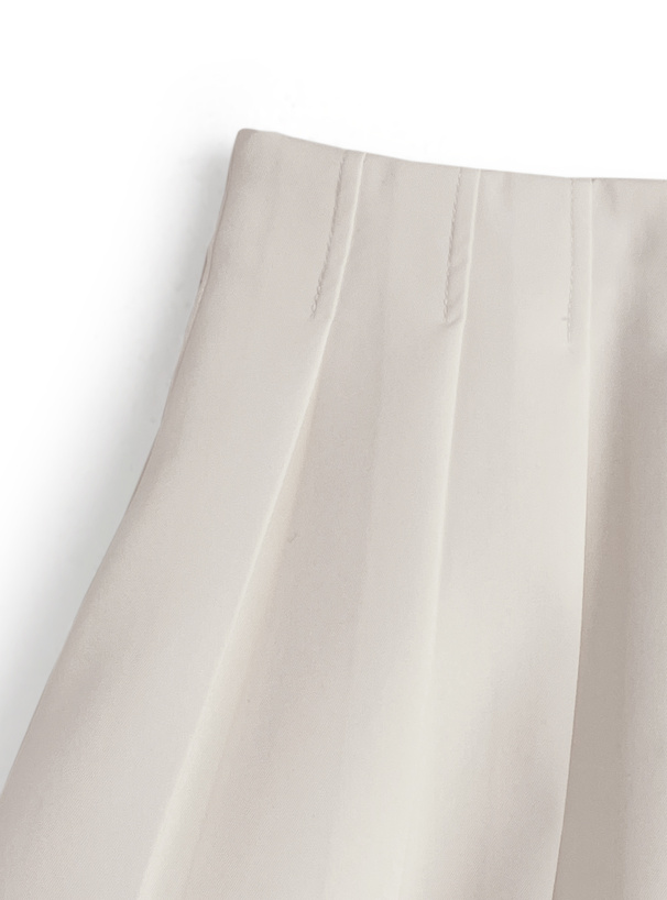 プリーツミニスカートパンツ