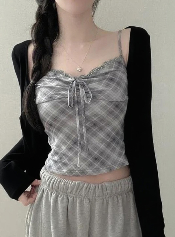 チェック柄レースキャミソール×カーディガンアンサンブル