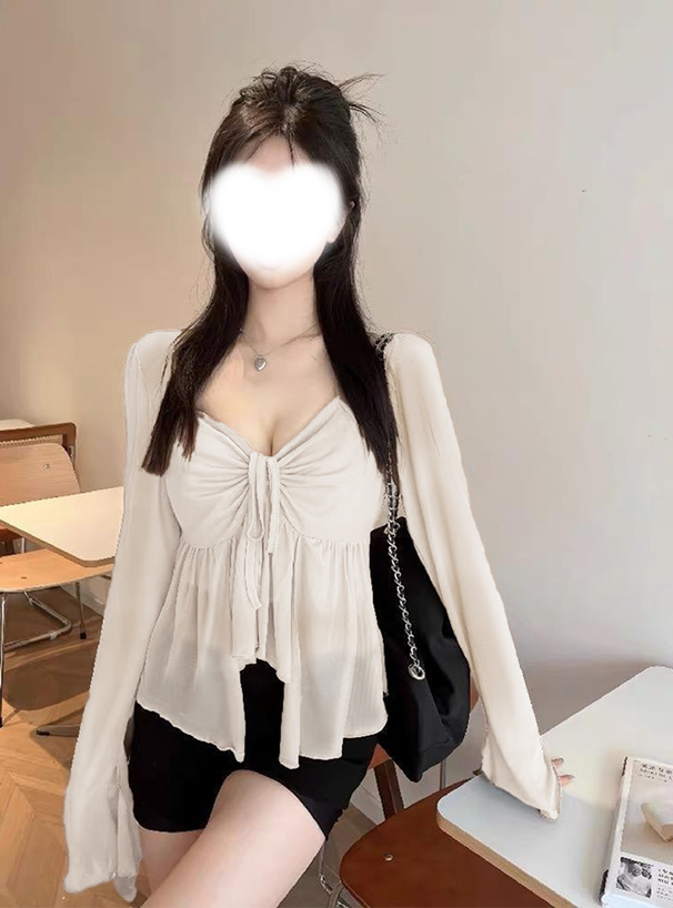 フロントドロストシアートップス
