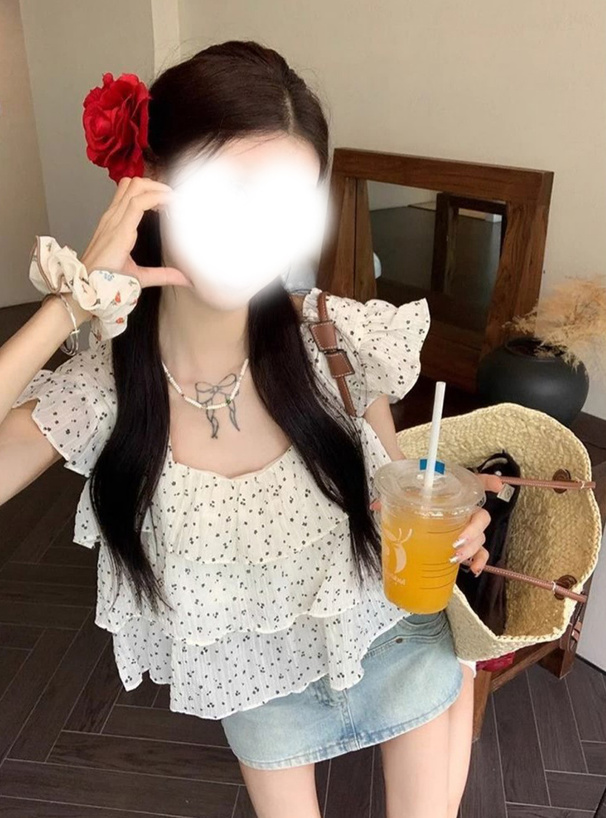 小花柄ノースリーブティアードフリルトップス