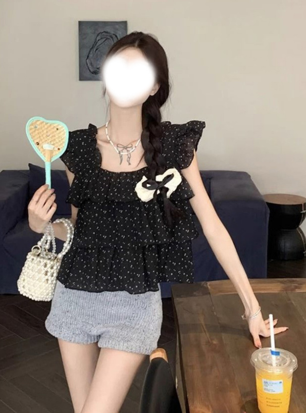小花柄ノースリーブティアードフリルトップス
