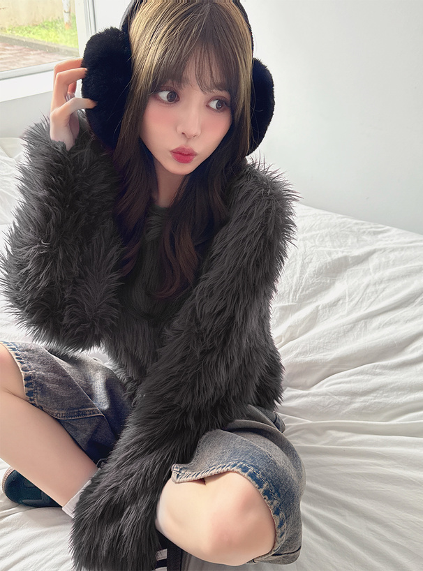 ショート丈シャギーニットトップス