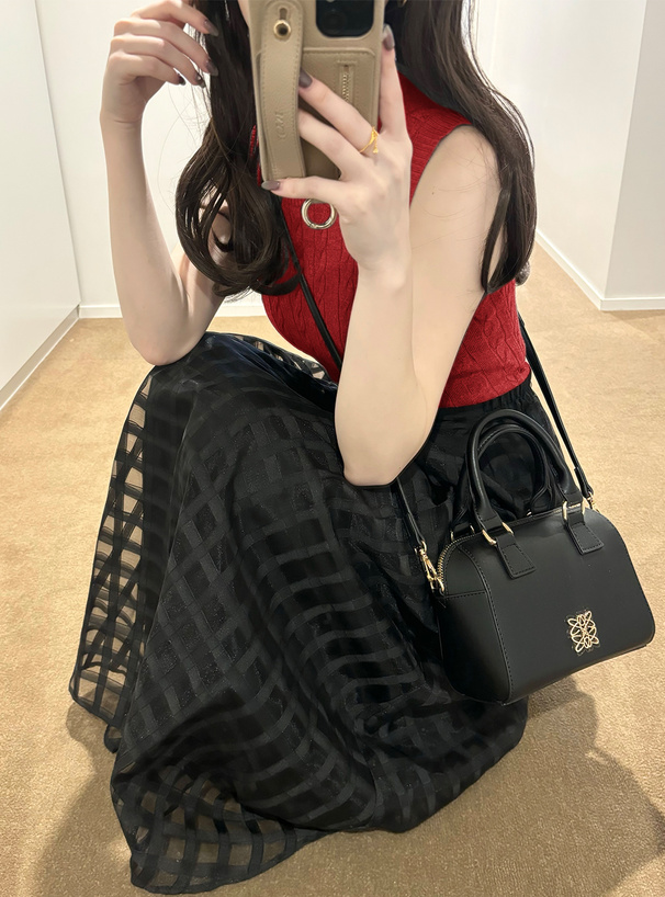 ケーブル編みノースリーブニットトップス