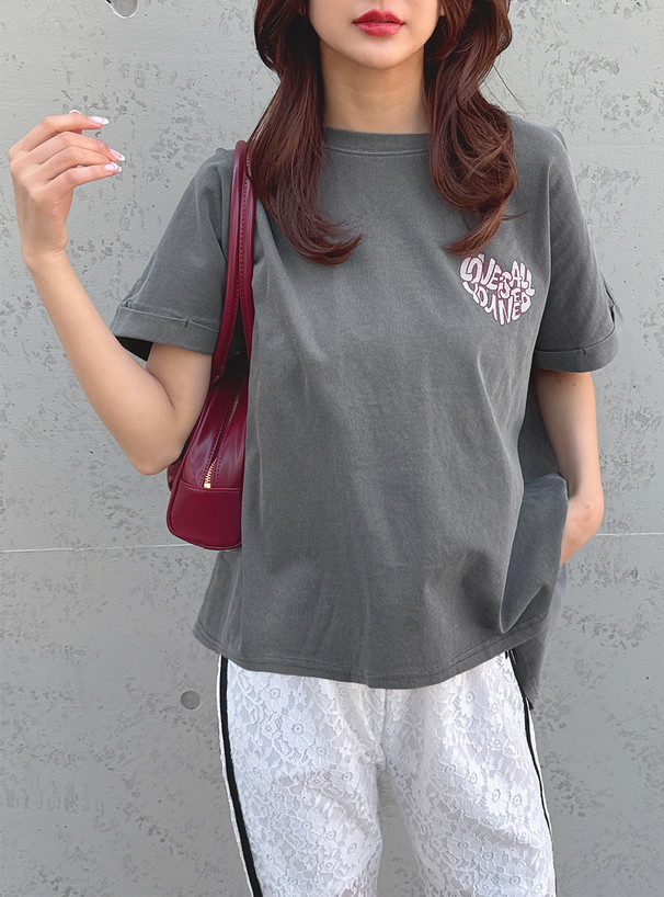 ピグメントロゴプリントルーズTシャツ