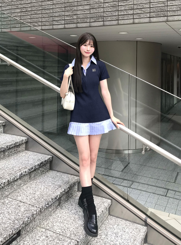 襟付プリーツニットミニワンピース