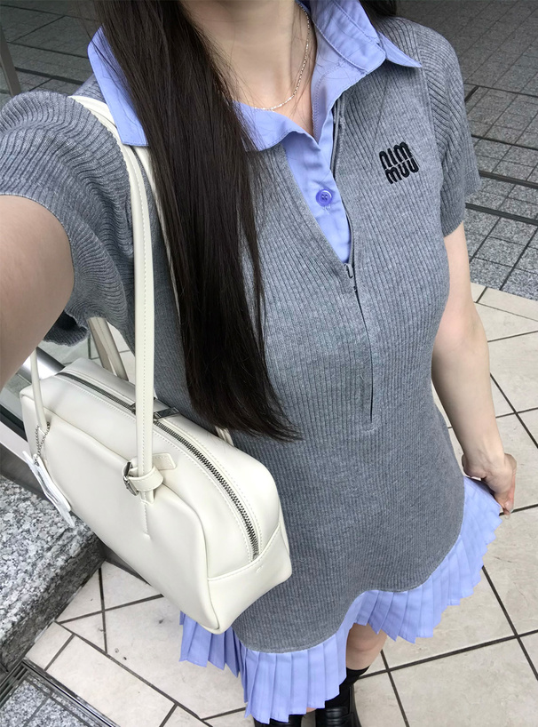 襟付プリーツニットミニワンピース