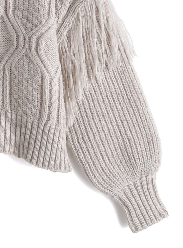 フリンジケーブル編みラウンドネックニットトップス