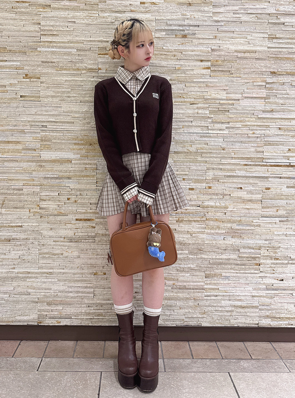 チェック柄シャツレイヤード風ニットトップス