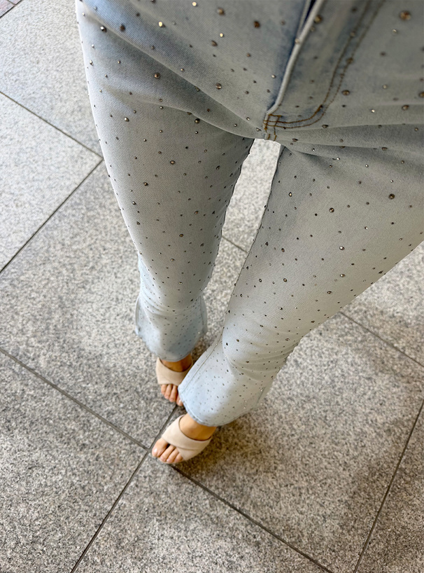 ラインストーンフレアデニムパンツ