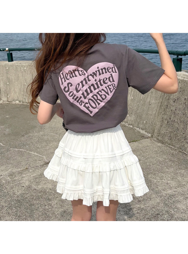 発泡ハートロゴプリントTシャツ