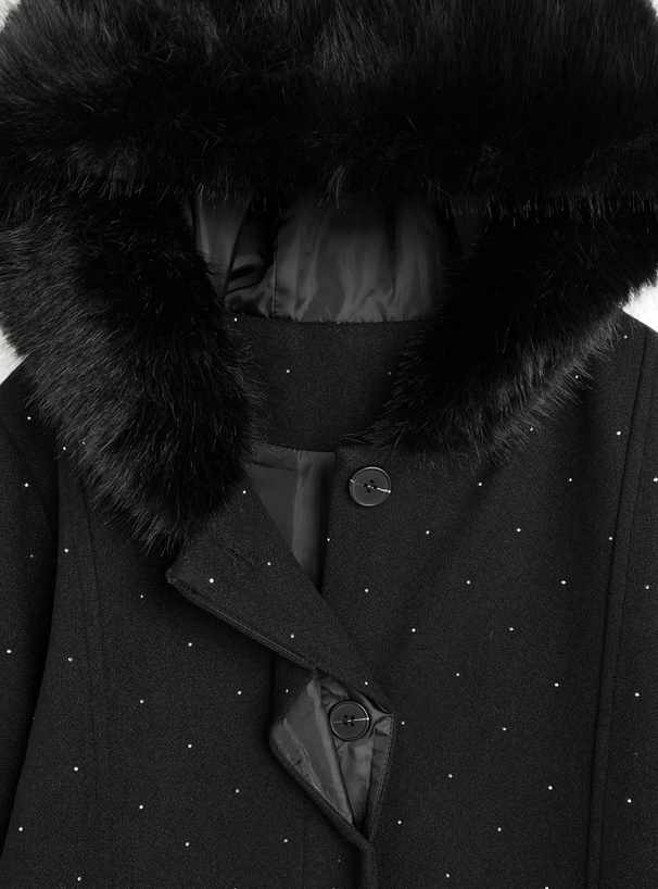 リボン付きファーフードラインストーンコート