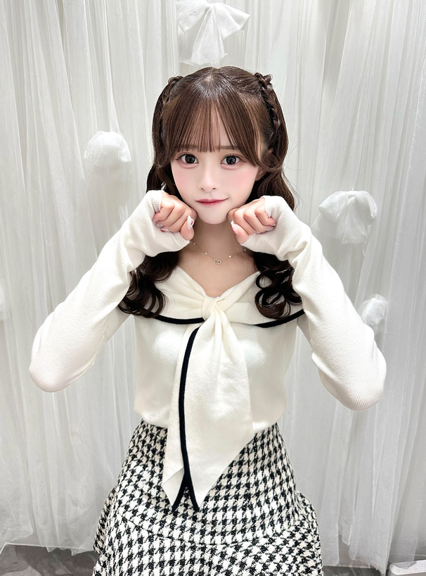 リボンモチーフ配色ニットトップス