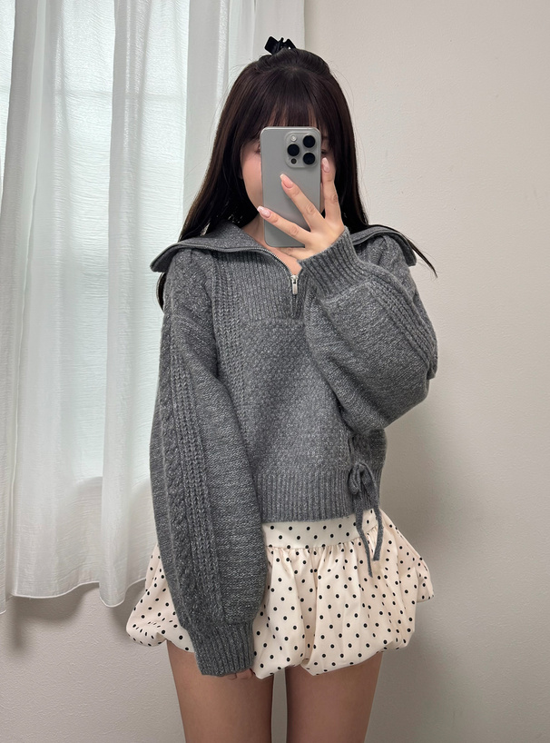 ハーフジップレースアップラメニットトップス