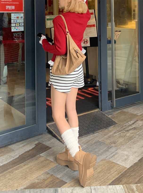 フリルレースニットトップス