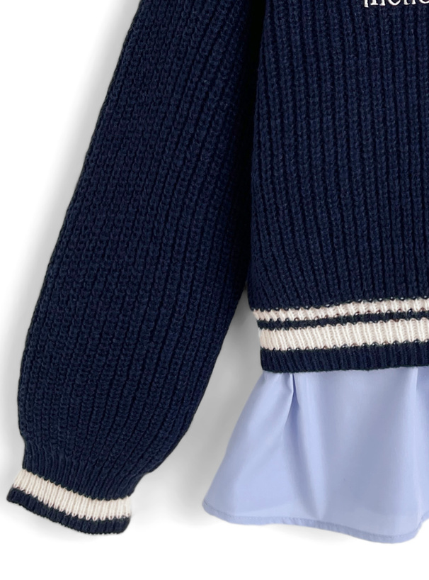 Vネックラインニットトップス×ベーシックシャツアンサンブル