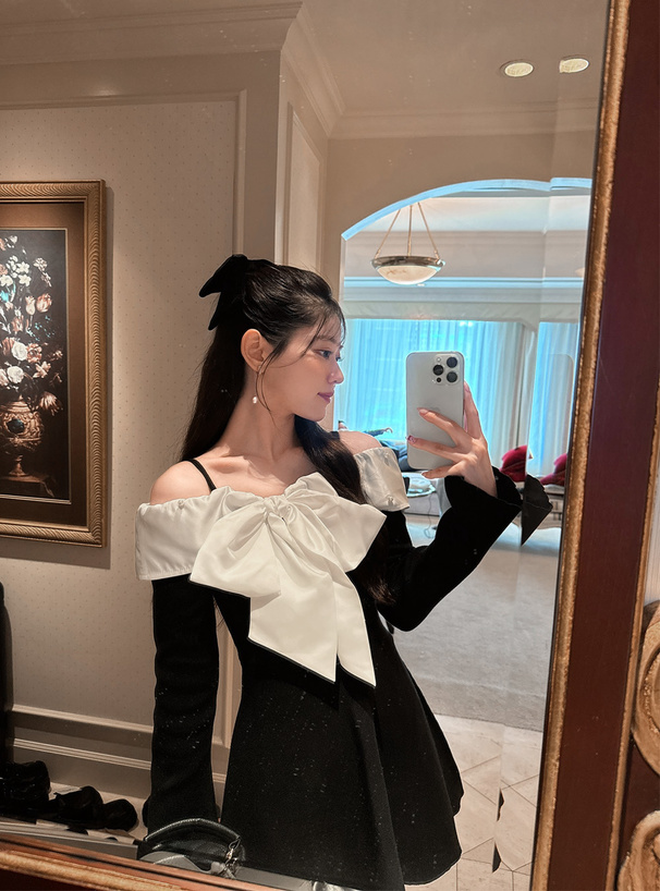 ビッグリボンオフショルダーフレアニットワンピース[lt156