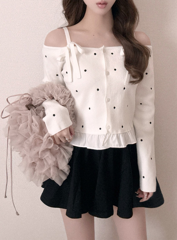 ドット柄オフショルダーニットトップス