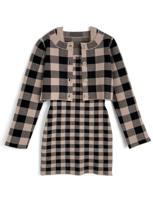 チェック柄カーディガン×キャミソールミニワンピースニット