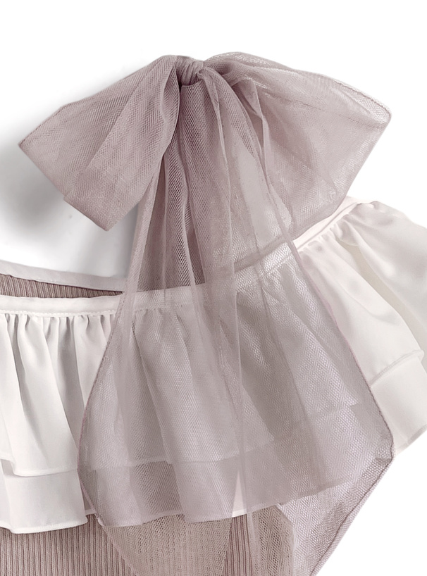 フリルドッキングワンショルダーリボンノースリーブニットトップス