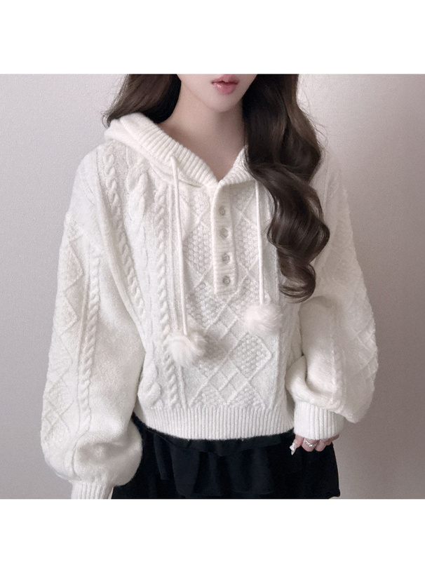 ポンポン付きケーブル編ニットトップス